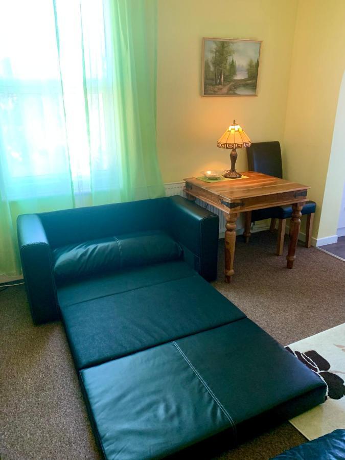 Apartments Near The Sea With Free Parking Southend-On-Sea Exterior foto